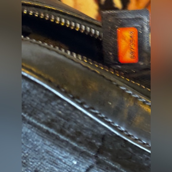 Chanel Chocolate Bar East West Bag - Picture 13 of 13